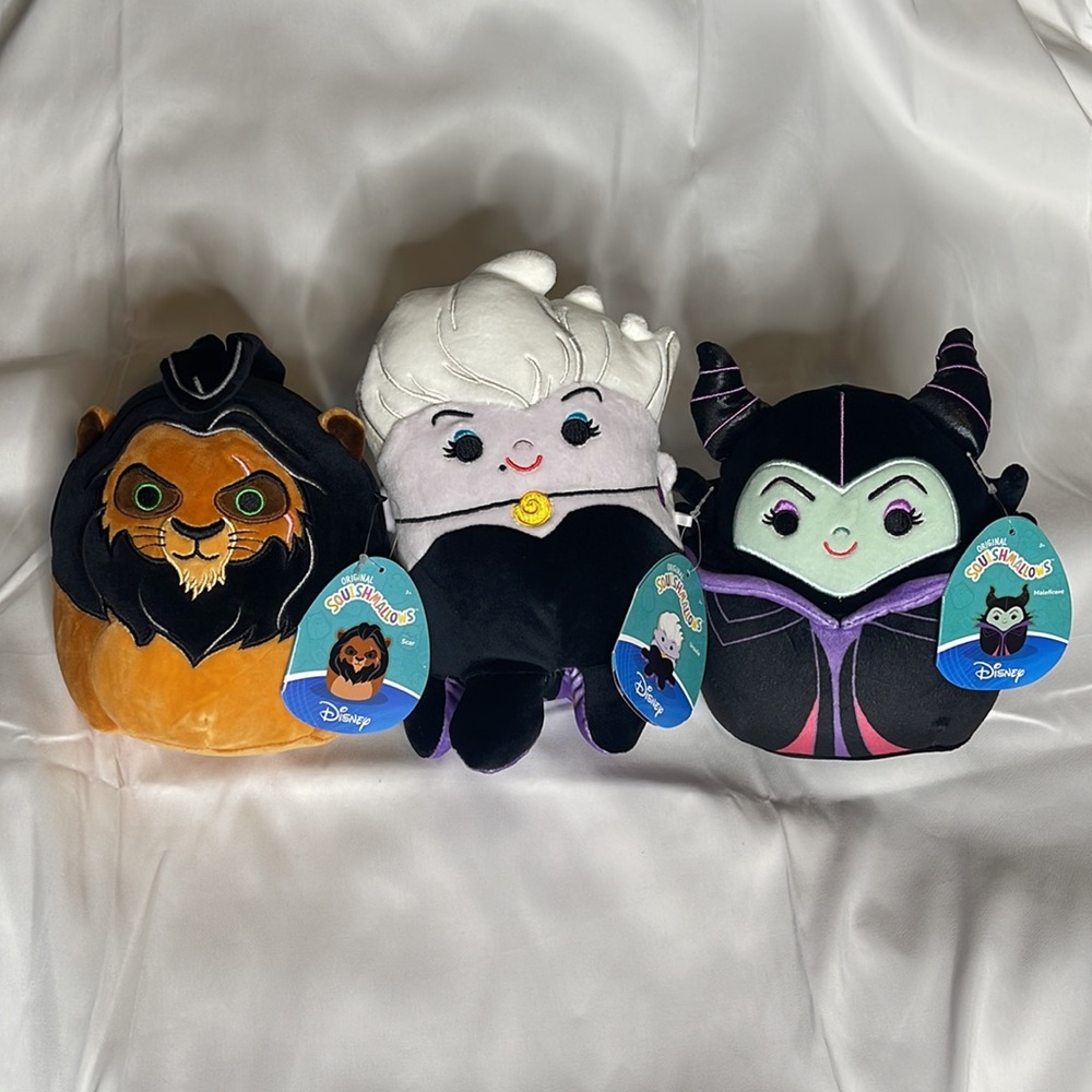 NWTDisney Villains Squishmallow